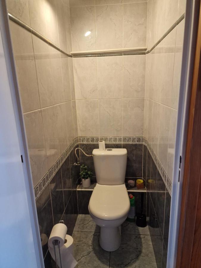 Apartament Zielona Retkinia - Blisko Zoo, Atlas Arena, Mandoria, S14, Lotnisko Łódź Exteriör bild